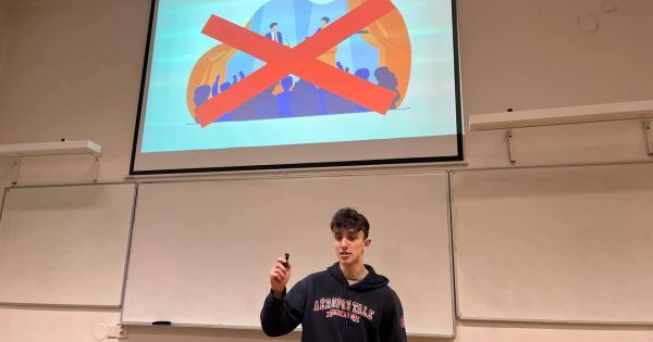 Dny vývoje - prezentace studentů Kroužku vývoje a informatiky